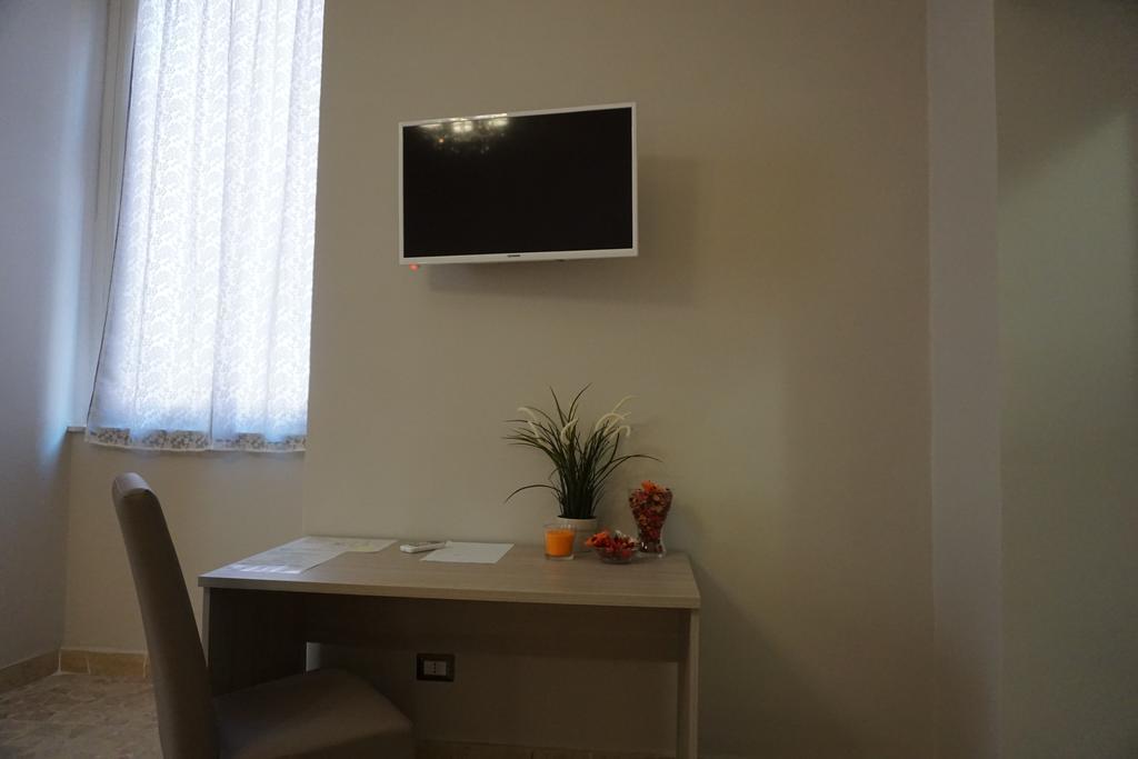 Residence Stendhal Guest House Civitavecchia Eksteriør bilde