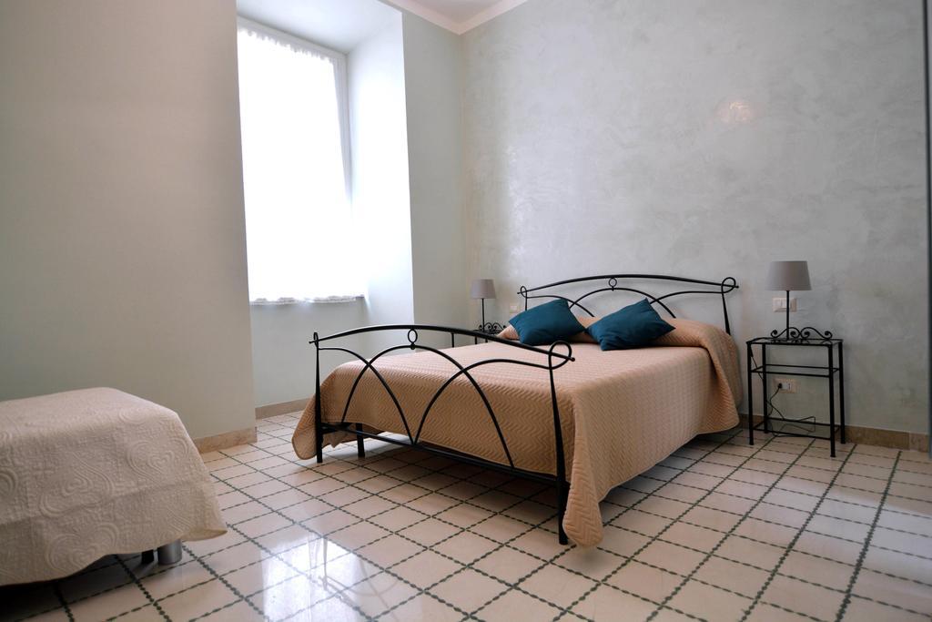 Residence Stendhal Guest House Civitavecchia Eksteriør bilde