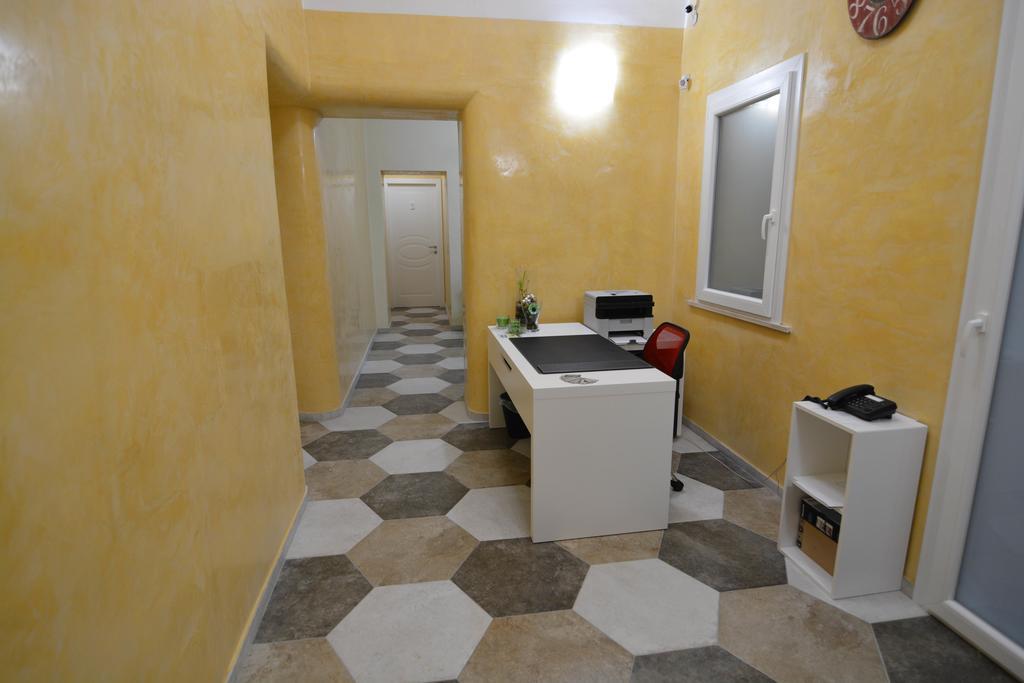 Residence Stendhal Guest House Civitavecchia Eksteriør bilde