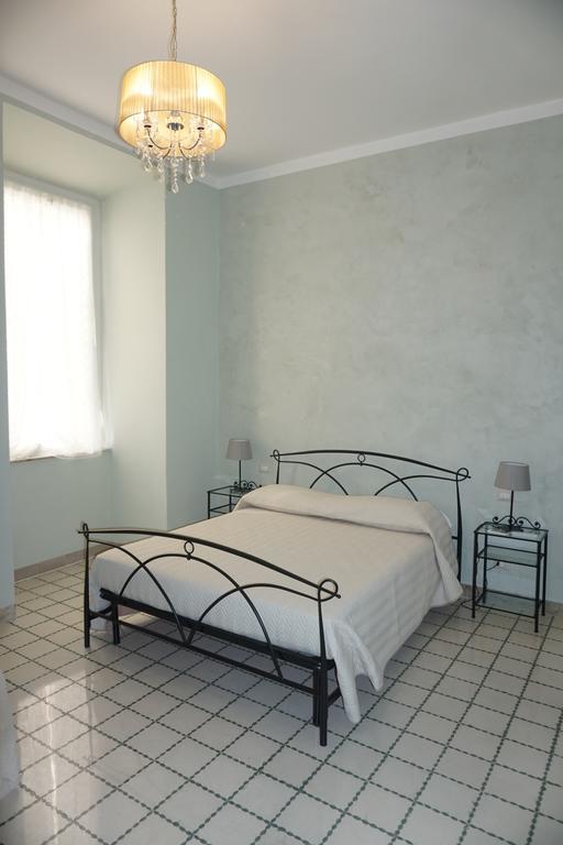 Residence Stendhal Guest House Civitavecchia Eksteriør bilde