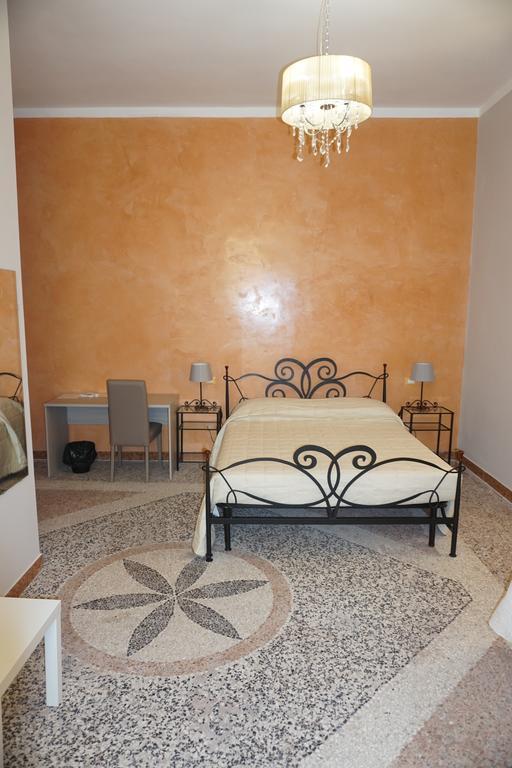 Residence Stendhal Guest House Civitavecchia Eksteriør bilde