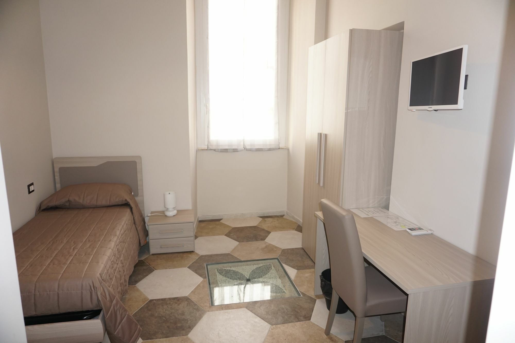 Residence Stendhal Guest House Civitavecchia Eksteriør bilde